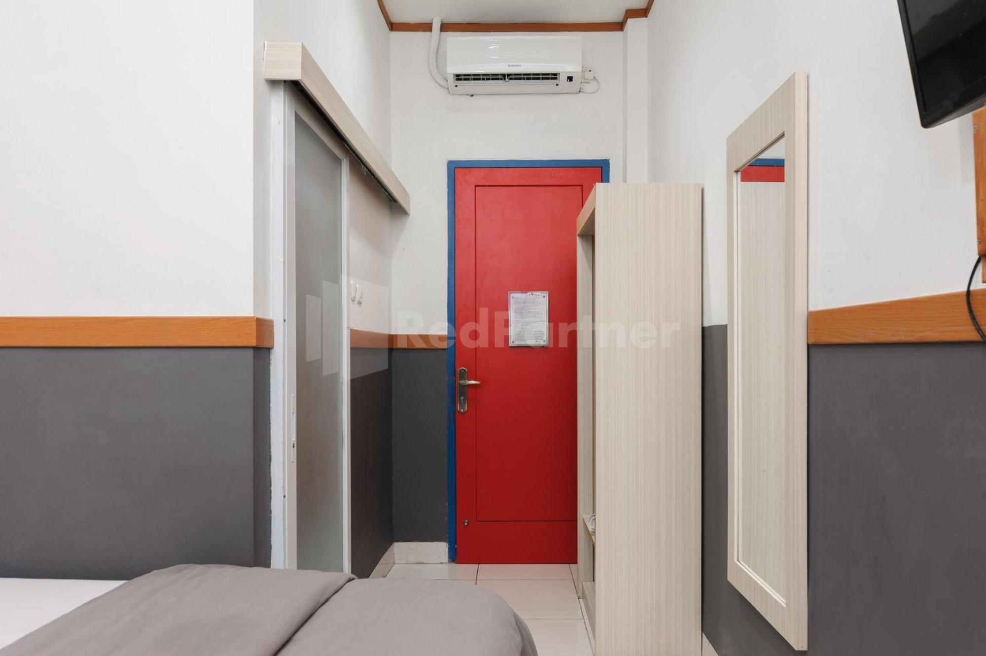 Ian Hotel Jaksa Mitra Reddoorz Cakarta Dış mekan fotoğraf