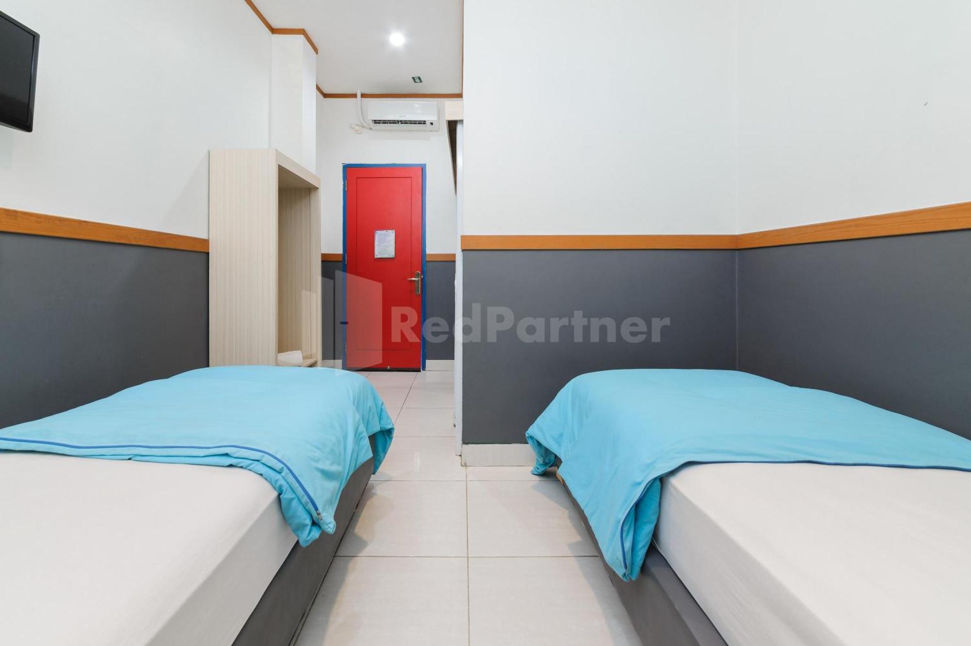 Ian Hotel Jaksa Mitra Reddoorz Cakarta Dış mekan fotoğraf